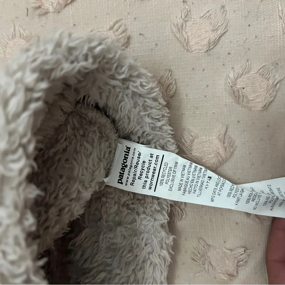 Patagonia Bear hat Cream OS